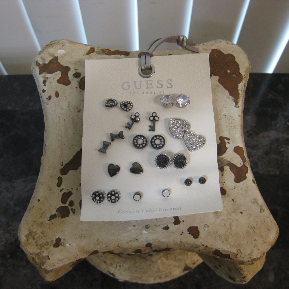NWT Guess key heart flower silver rhinestone earrings set